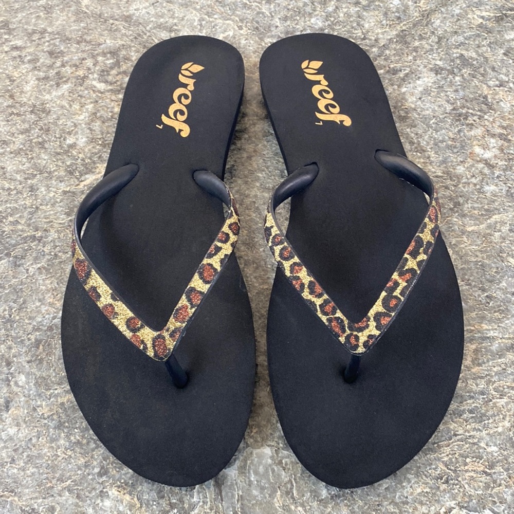 Reef Black Flip Flop Sandals with Leopard-Print Straps